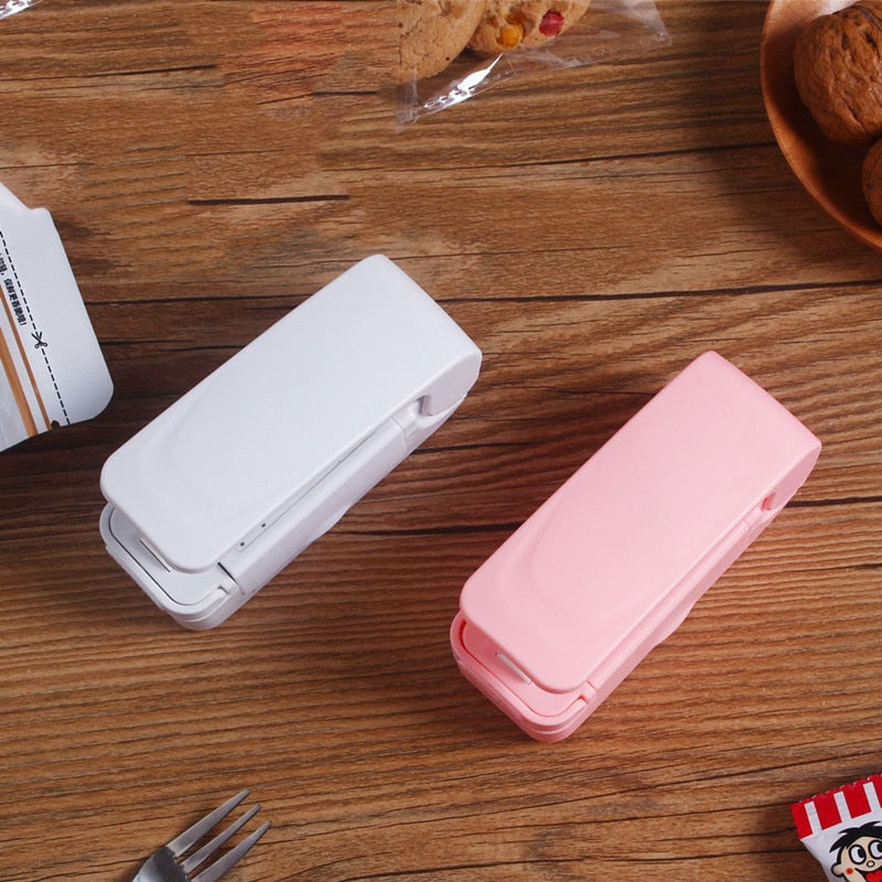 Mini Heat Sealer Household Accessories Plastic Bag Sealer For Storage In The Kitchen Food Snacks Fruits And Vegetables